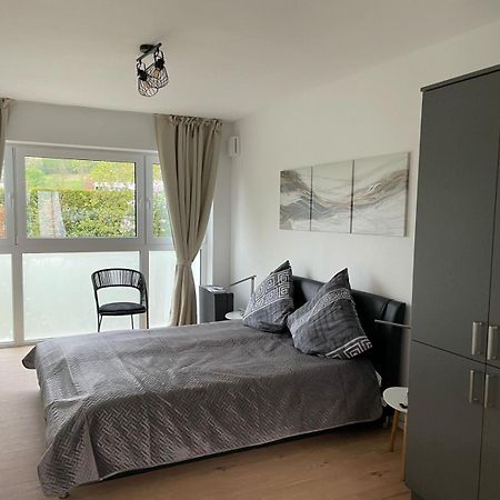 Modernes Stilvoll Eingerichtetes Appartement Rosrath Ngoại thất bức ảnh